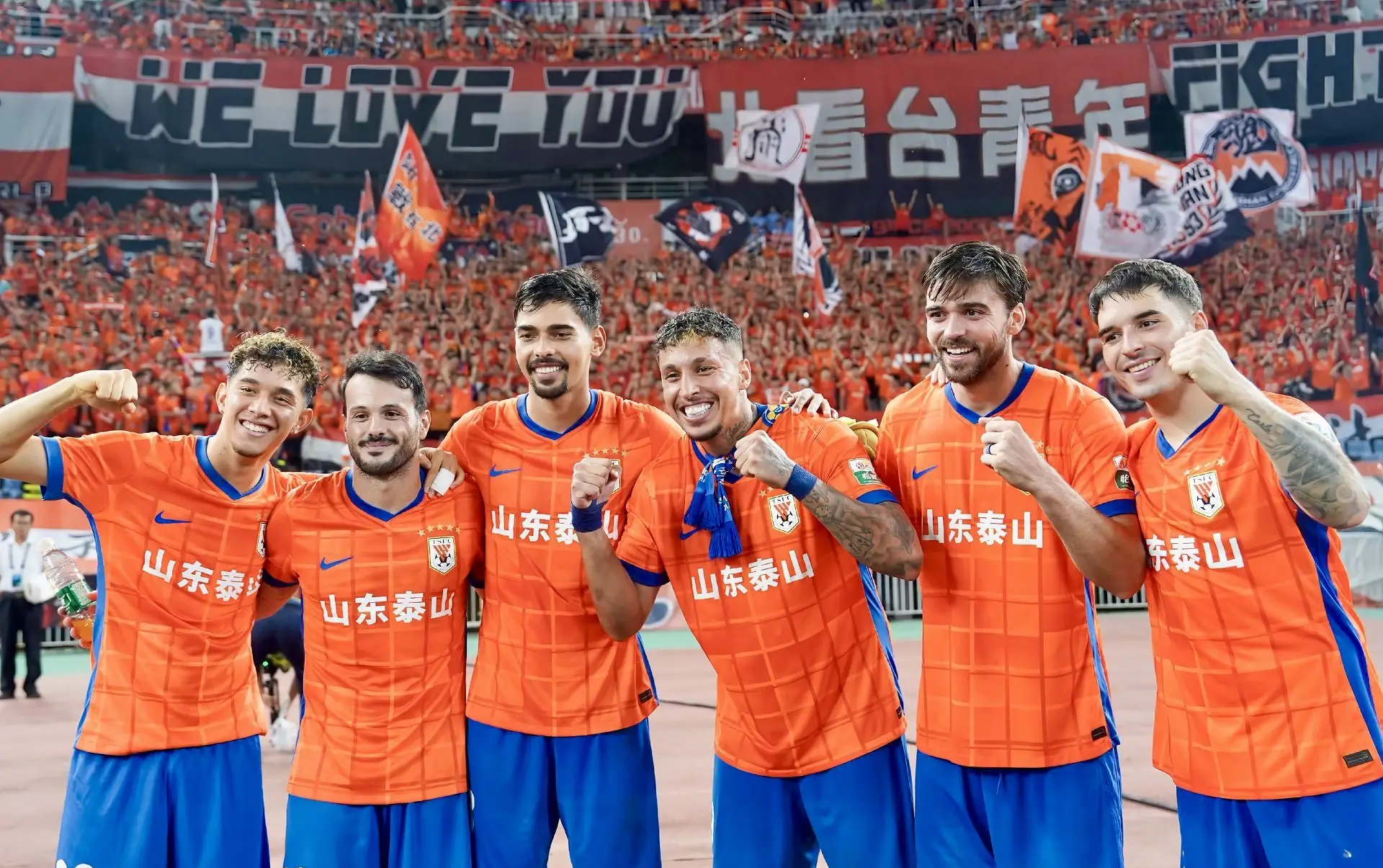 法甲窗口期再迎强敌,山东泰山官宣签约,主帅态度——态度坚定,纪律约束更严格的简单介绍 法甲窗口期再迎强敌,山东泰山官宣签约,主帅态度——态度坚定,纪律约束更严格的简单介绍